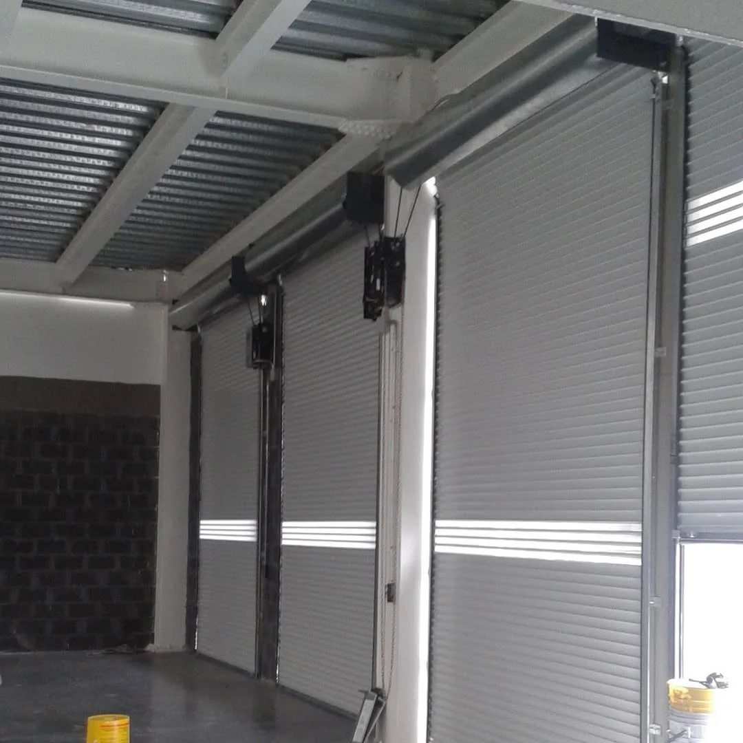 imagen de cortina metalica